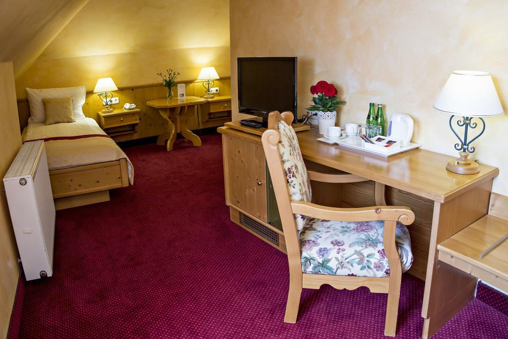 Hotel Pod Cizemka Sandomierz Habitación foto